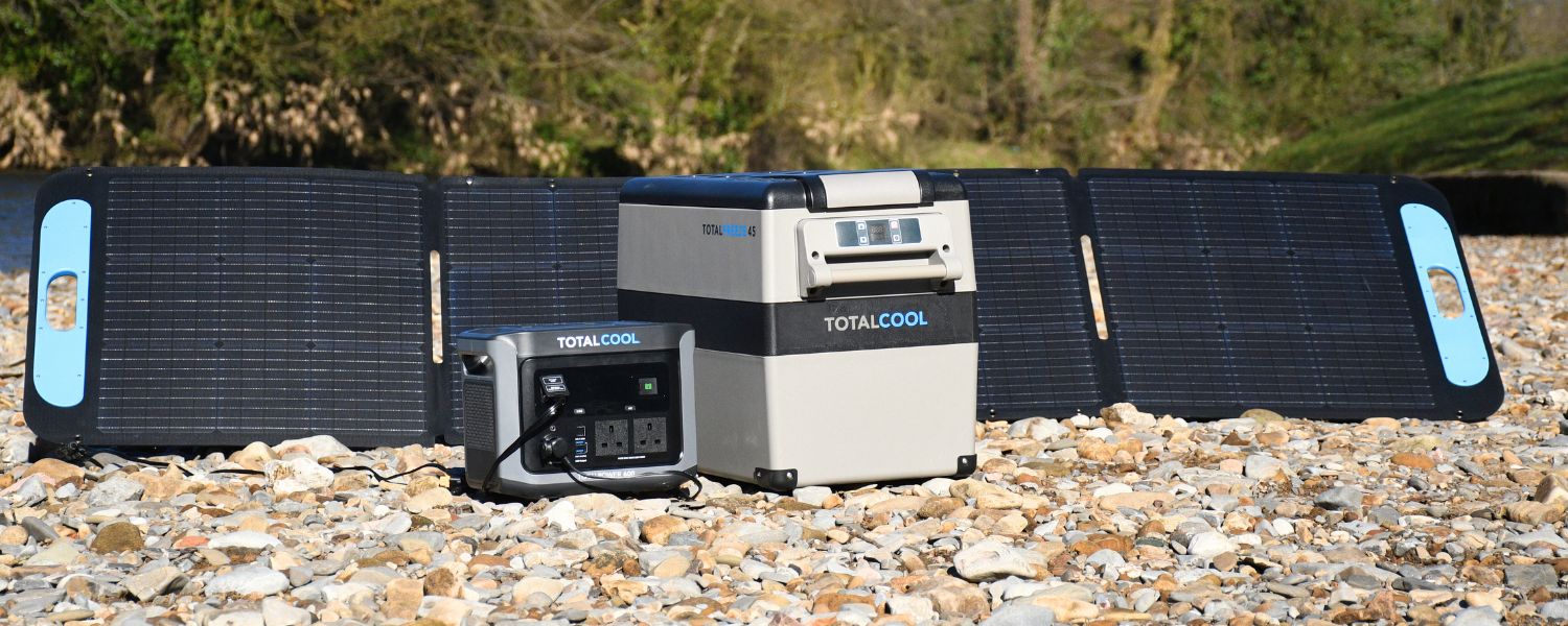 How Do Solar Power Stations Work? Learn to Stay Charged Anywhere, Anytime!